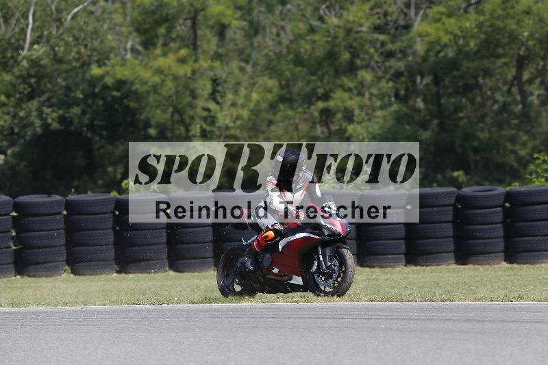 /45 10.08.2025 Plüss Moto Sport ADR/Einsteiger/330